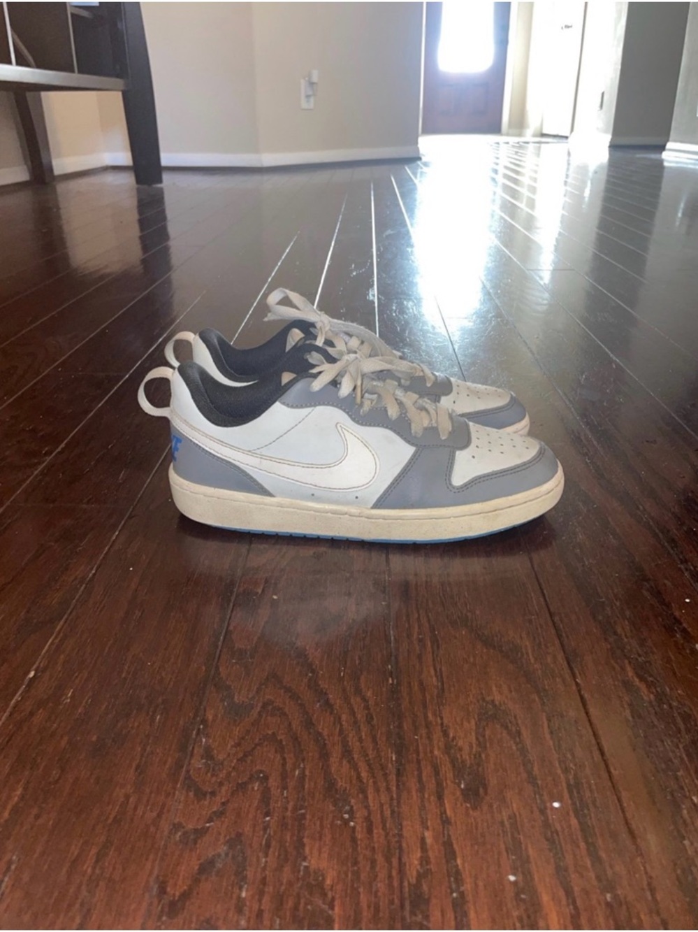 5Y Nike Kids' Grade School Court Borough Low Recraft GS